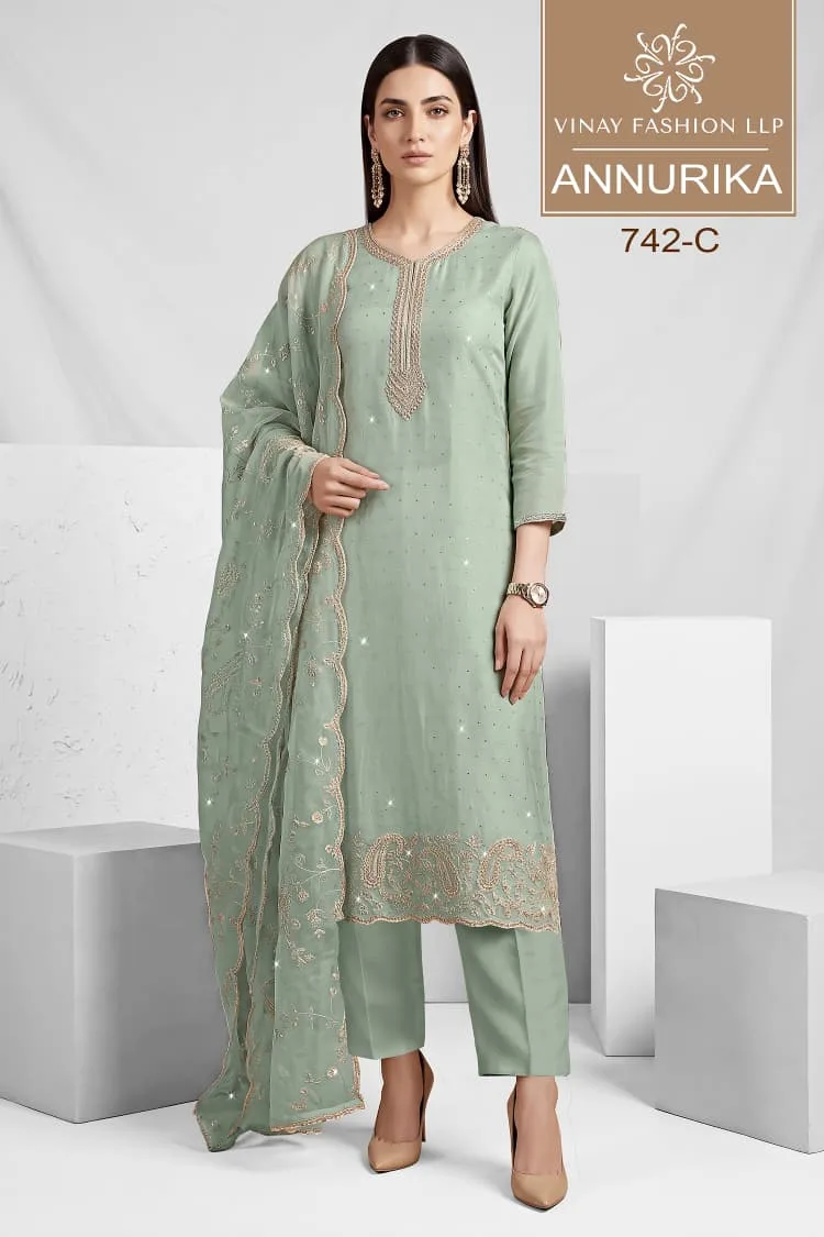 Annurika By Vinay Kuleesh Shining Dolamine Salwar Kameez